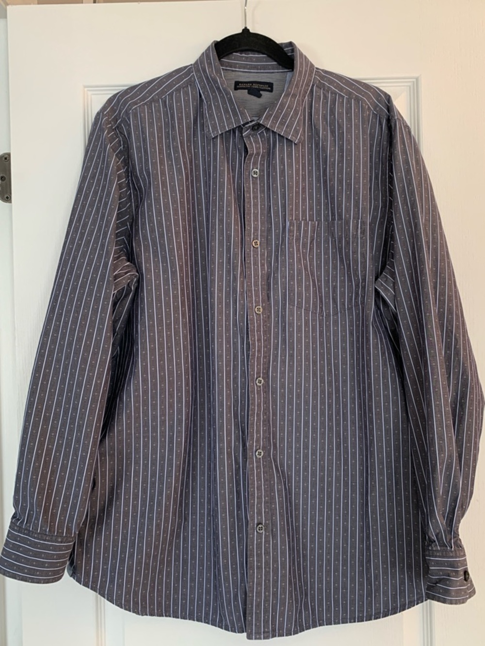 Banana Republic Men's Grey Pinstripe Dress Shirt